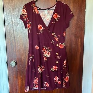 Arizona Co. maroon dress with flowers